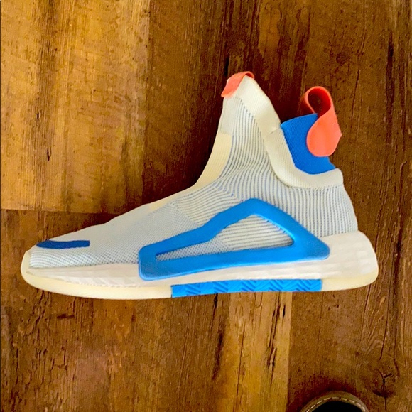Adidas NXT L3V3L White and Blue Size 10
